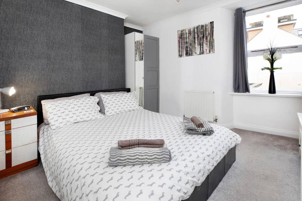 Beach Front Flat Shaldon With Parking Exterior foto